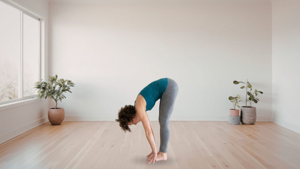 7 Posturas Yoga Adultos - Flexión adaptada | Descubre Tu Interior